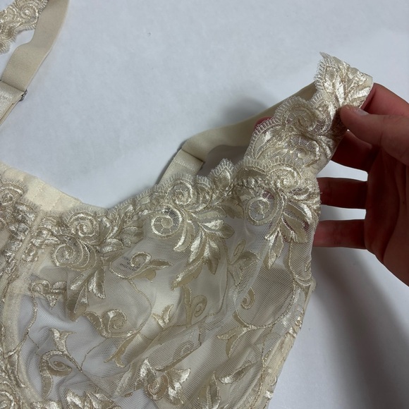 Soma underwire white shimmer lace bra - Picture 3 of 5